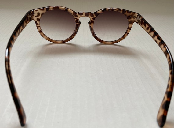 Tortoiseshell Sunglasses Round Lens -Retro Classi… - image 5