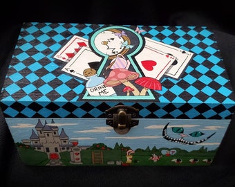 Alice In Wonderland Trinket Box