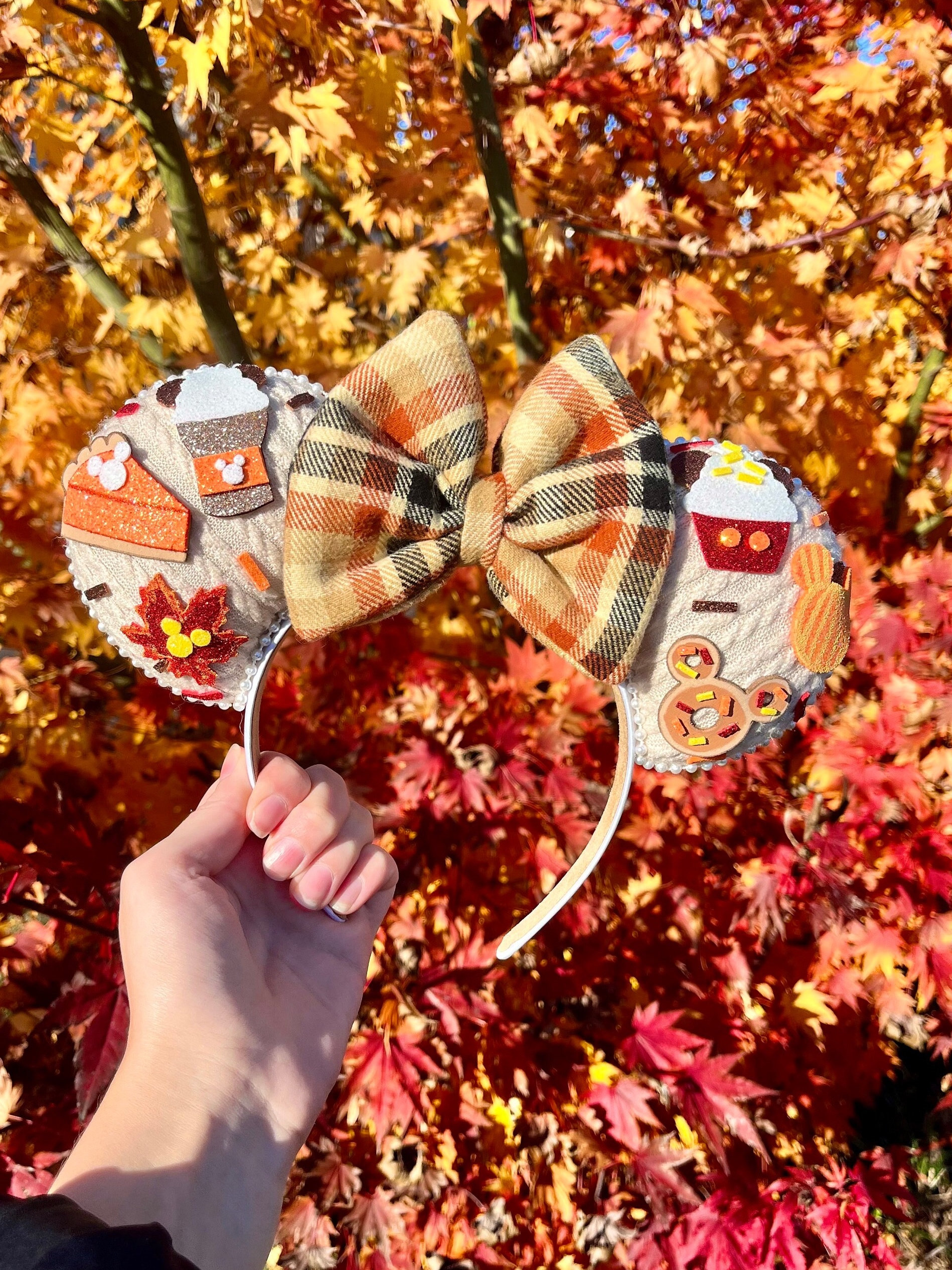 ?NWT Disney Parks Halloween Candy Corn Bow Mickey Minnie Ears Headband 2021 WDHB0119-  main image 3