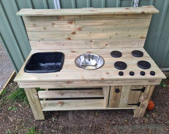 1.2mtr fully pressure treated mud kitchen