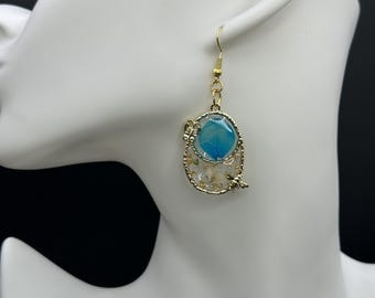 Pressed Flower Resin Earrings | Gold Butterfly Frame Botanical Jewelry
