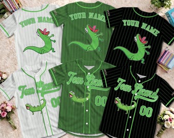 Camisa de beisebol personalizada do Tom, o Lagarto Verde, do filme Hoppers. Presente perfeito para fãs do Tom, o Lagarto.