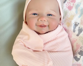 Reborn Baby, Green/Pink Knit Swaddle, Cloth Body Vinyl, Vivienne pre order