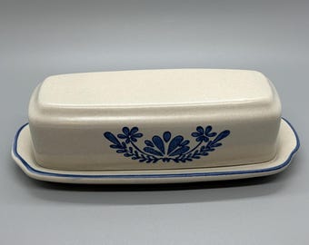 Vintage Pfaltzgraff USA Butter Dish | Yorktowne Blue Floral Stoneware Butter Keeper | Farmhouse Kitchen Decor