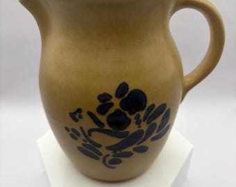 Pfaltzgraff Folk Art Pitcher • Vintage Blue Folk Art Pattern • Stoneware Salt Glaze • USA Pottery • Farmhouse Kitchen Decor • Rustic Country