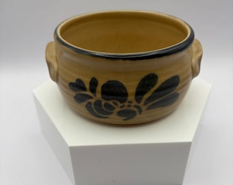 Pfaltzgraff Folk Art Onion Soup Bowl • Vintage Blue Folk Art Pattern • Stoneware Crock Bowl with Handles • Salt Glaze Pottery • Farmhouse