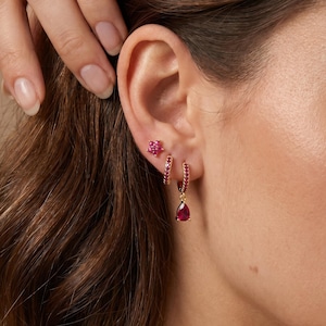 18K Gold gefüllte Rubin CZ Hoop Ohrringe, Teardrop baumeln Ohrringe, rosa Blumen Ohrstecker, Ear Stack Set, Geschenk für sie