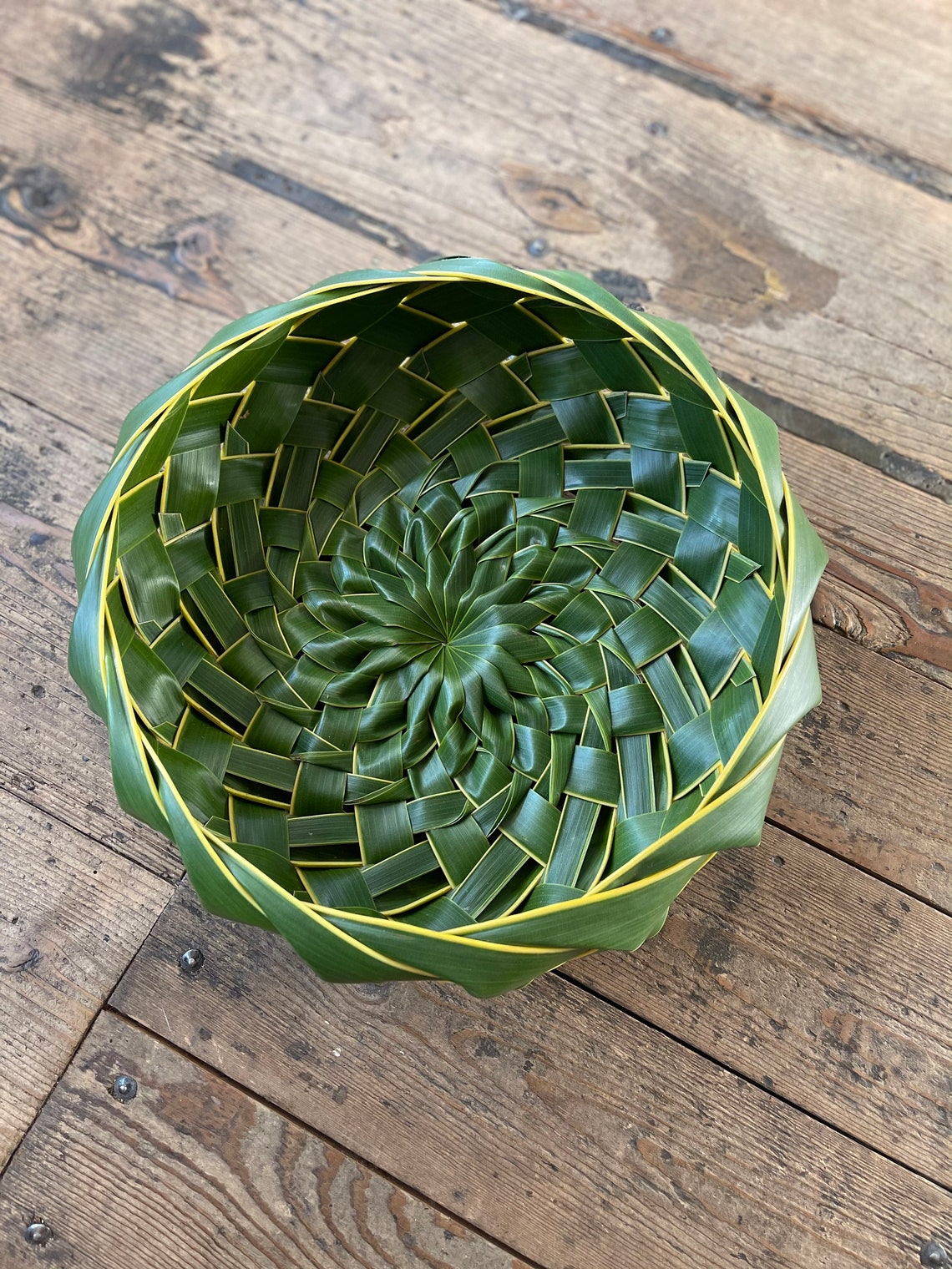 Hawaiian baskets coconut leaf baskets palm frond baskets Etsy