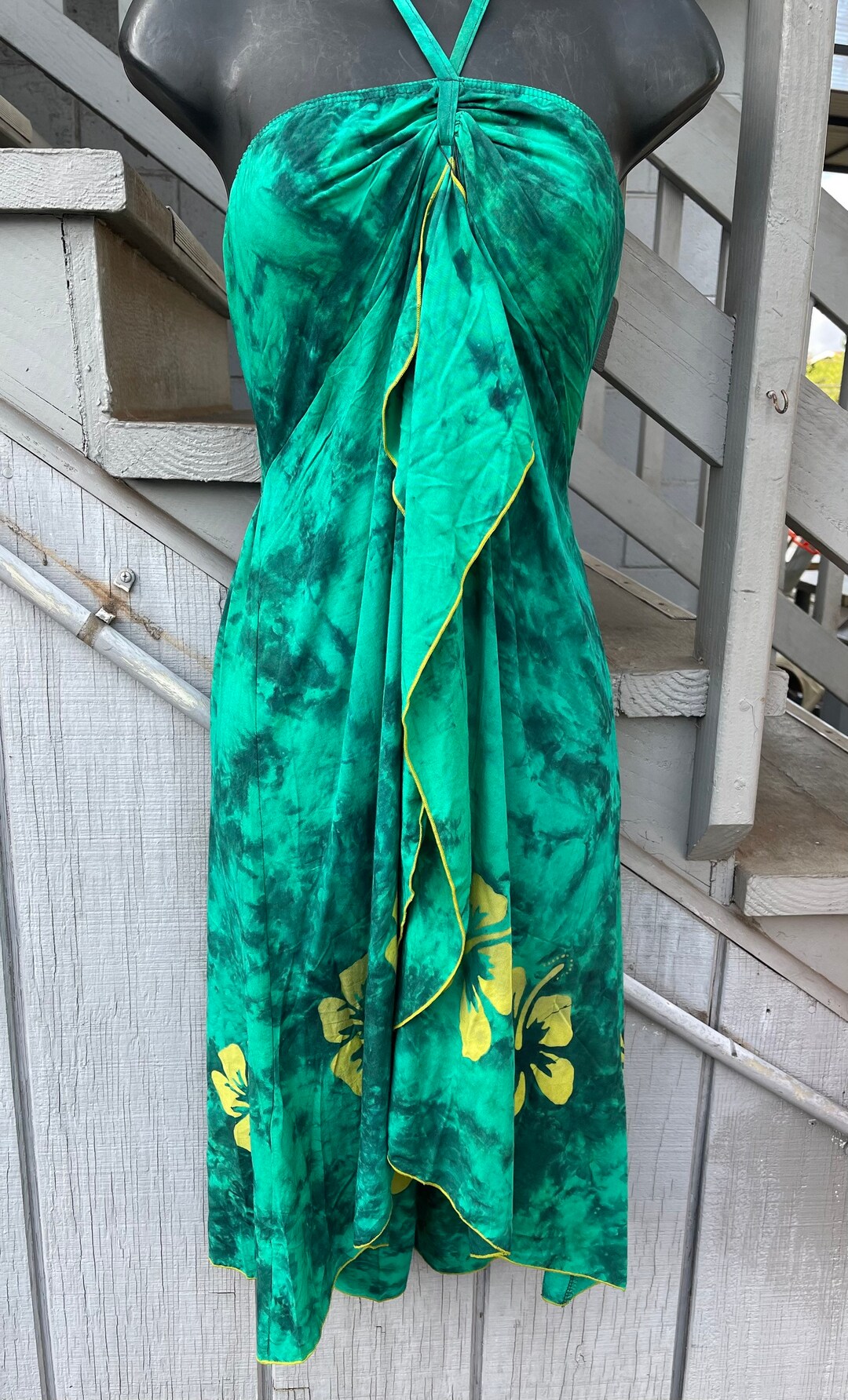 Buy Hibiscus Flower Hawaiian Dress: Halter Top Luau Beach Dress Online in  India