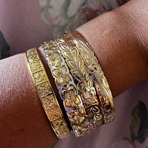 Gold Hawaiian fashion bangle bracelets • 18k gold filled • petroglyph turtle with Hawaiian quilt design alternating •