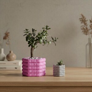 Inflated Soft Cloth Planter Pot Vase, Modern 3D Printed PLA Home Decor, Minimalist Plant Pot, Futuristic Desk Decor, Made in Germany