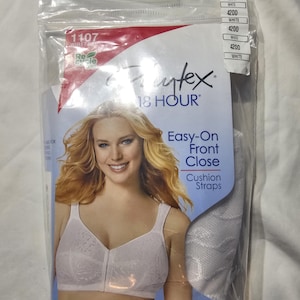 Puede incluir: Un sujetador blanco con cierre frontal y tirantes acolchados, empaquetado en una bolsa de plástico transparente. El embalaje presenta a una mujer con cabello rubio y el texto "Easy-On Front Close". La marca "Playtex 18 HOUR" también es visible.