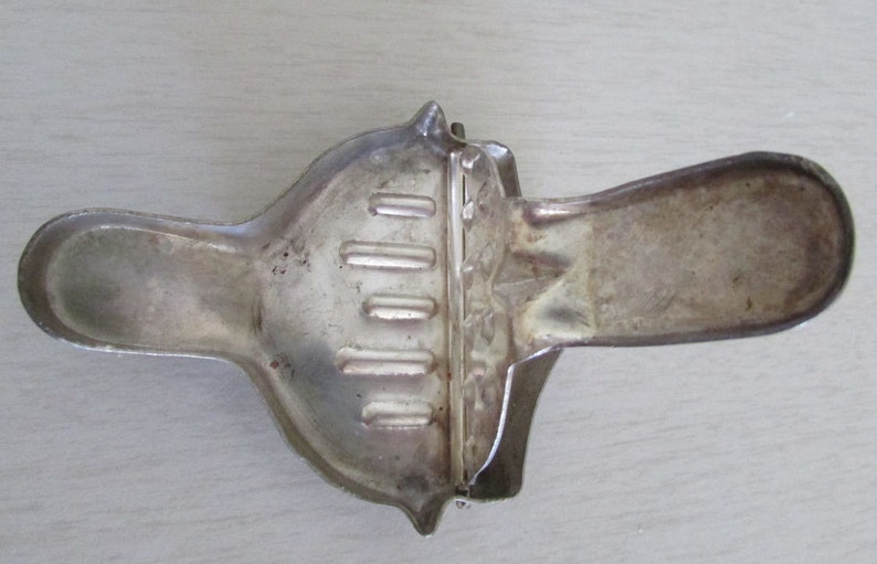 Vintage Metal Citrus Press Squeezer Garlic Tea Bag Press Etsy