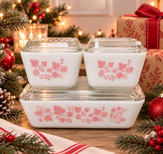 Pyrex オールドパイレックス　グーズベリー　グースベリー　レフリジレーター Pyrex Gooseberry Pink Refrigerator Dish Set Complete With Lids