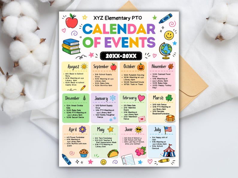 Pu&ograve; includere: Un calendario colorato degli eventi per l'XYZ Elementary PTO, con una griglia del calendario e gli elenchi degli eventi mensili. Il calendario include illustrazioni di una mela, libri, un mappamondo e altri elementi decorativi.