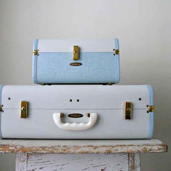 Reserved. Vintage Maximillian Luggage Set