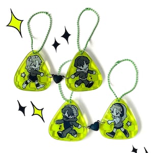 Green Yuri - Doppelseitiges Magnet Charm Duo