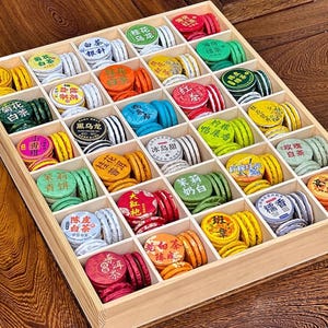 30 variedades de mini pasteles de té, té Pu-erh crudo y maduro, té negro, blanco, oolong y verde, juego de mini discos de té, regalo de té ideal para viajar para él/ella.