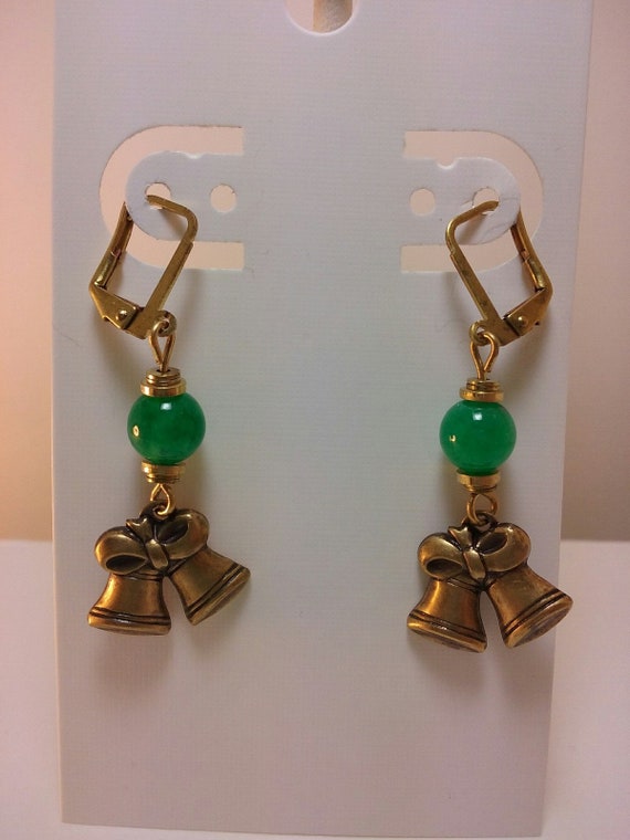 Christmas Holiday Vintage Earrings. Brass and Jade