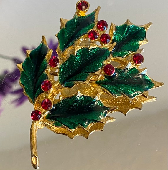 Holly brooch - image 1