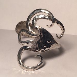 Pulsera tipo brazalete con horquilla de Rogers Bros: Modelo A1 de Rogers Bros de 1892