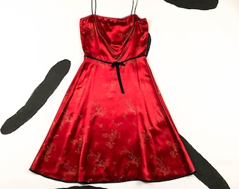 90s Red Floral Brocade Satin Fit And Flare Spaghetti Strap Dress / Size 7 / Rampage / y2k / 00s / Medium / Clueless / Circle Skirt /