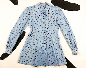 1930s Feedsack Berry Floral Shirt Dress / Princess Sleeves / Mutton Sleeves / 30s / Cotton / Novelty / Large / XL / Depression Era / Rare