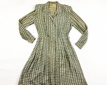 1940s Cay Artley Grey Square Print Cold Rayon Long Sleeve Shirt Dress / Sage / Pocket / 40s / Medium / Large / Matching Belt / Abstract /