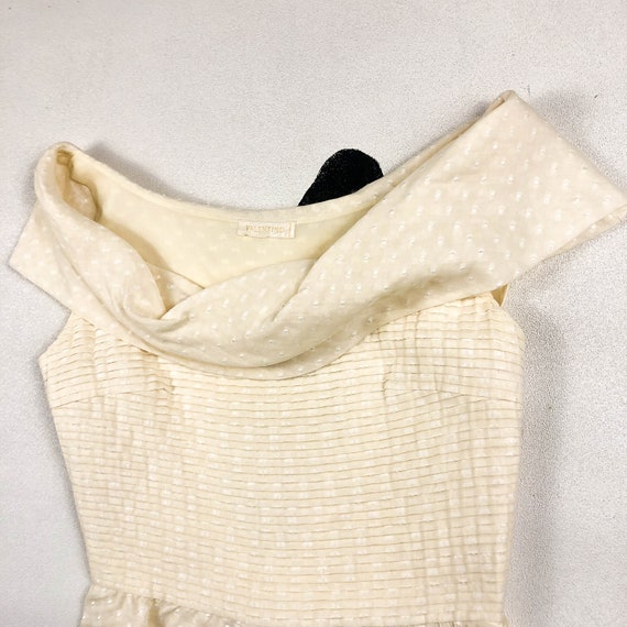 90s Valentino Cream Swiss Dot Off The Shoulder Bl… - image 4