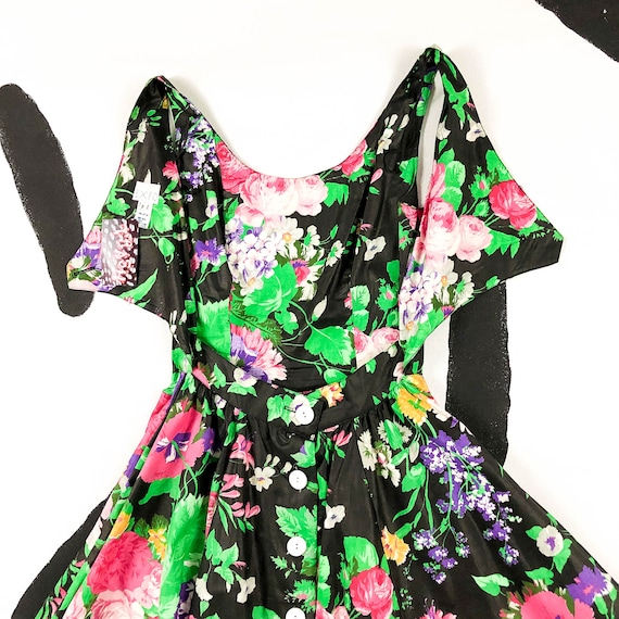 80s Black Floral Cotton Open Back Fit and Flare D… - image 9
