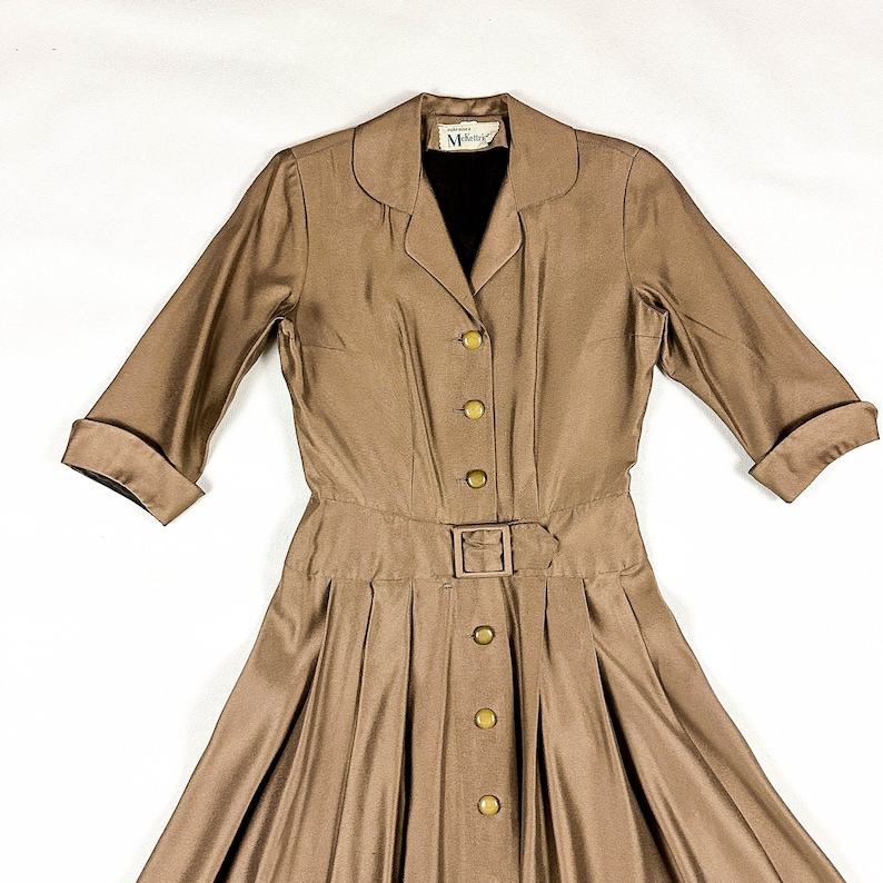 1950s McKettrick Brown Iridescent Fit and Flare Dress / Shirtwaist / Shirtdress / Shark Skin / Built in Belt / 28 Waist / New Look / M / image 5