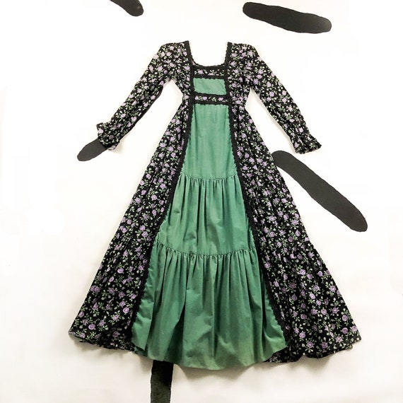 70s Gunne Sax By Jessica Black and Purple Floral M