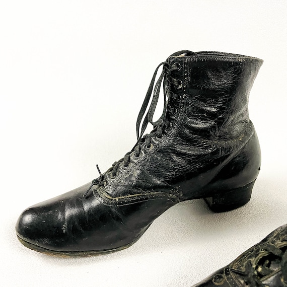 Victorian Antique Black Leather Boots / Booties /… - image 2