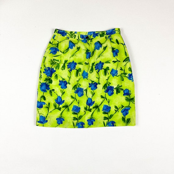 1990s Neon Green and Blue Rose Print Mini Skirt /… - image 5