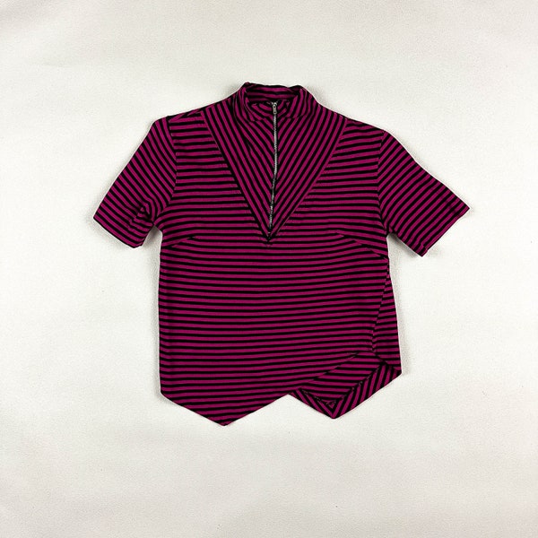 1950s / 1960s Purple and Black Horizontal Stripe Beatknik Shirt / Triangle Hem / Bowie / Metal Zipper / Mock Turtleneck / Small / Future