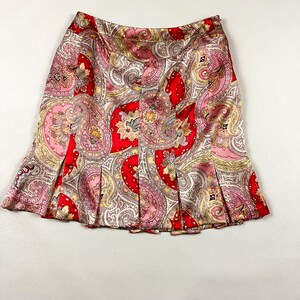 y2k Red and Orange Paisley Silk Midi Skirt / Ruffle Hem / Box Pleat / Size 14 / Fit and Flare / 00s / Fluttery / Vision Apparel / Cowgirl / image 3