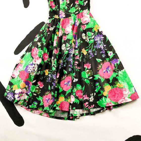 80s Black Floral Cotton Open Back Fit and Flare D… - image 3