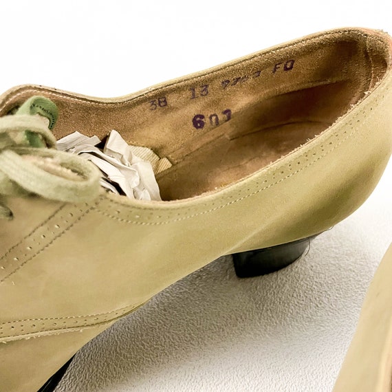 1940s Light Green / Tan Booties / Shoe Boots / Cu… - image 9