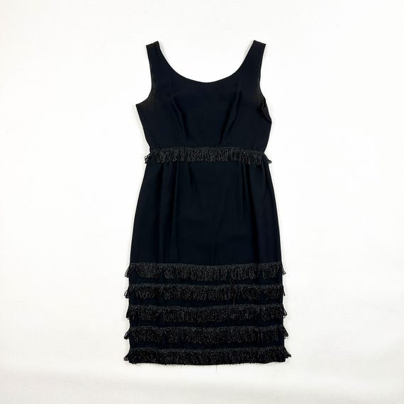 1960s Black Sleeveless Shift Dress / Glitter / Lurex / Fringe / Tiered Fringe Skirt / Metal Zip / Cocktail Dress / Hostess / Motown / Medium - Etsy Israel 1960s Black Sleeveless Shift Dress / Glitter / Lurex / Fringe / Tiered Fringe Skirt / Metal Zip / Cocktail Dress / Hostess / Motown / Medium - Etsy Israel