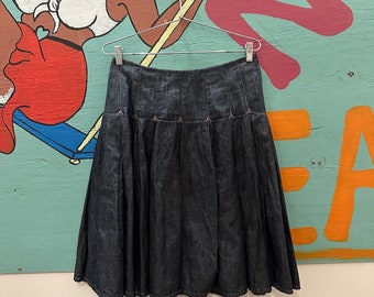 Y2K Jean Paul Gaultier denim box pleat skirt / chambray / Jean’s Paul Gaultier / 29 waist / mid length / western / m / size 8 / drop waist