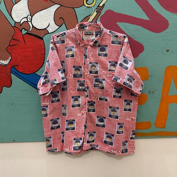 1990s / 80s International News novelty news stripe print shirt / comic strip / boy / emotions / large / xl / rare / summer shirt / cartoon