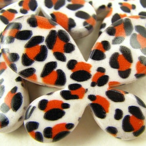 Leopard Print papillon perles filles Chunky collier fournitures acrylique perles six (6)