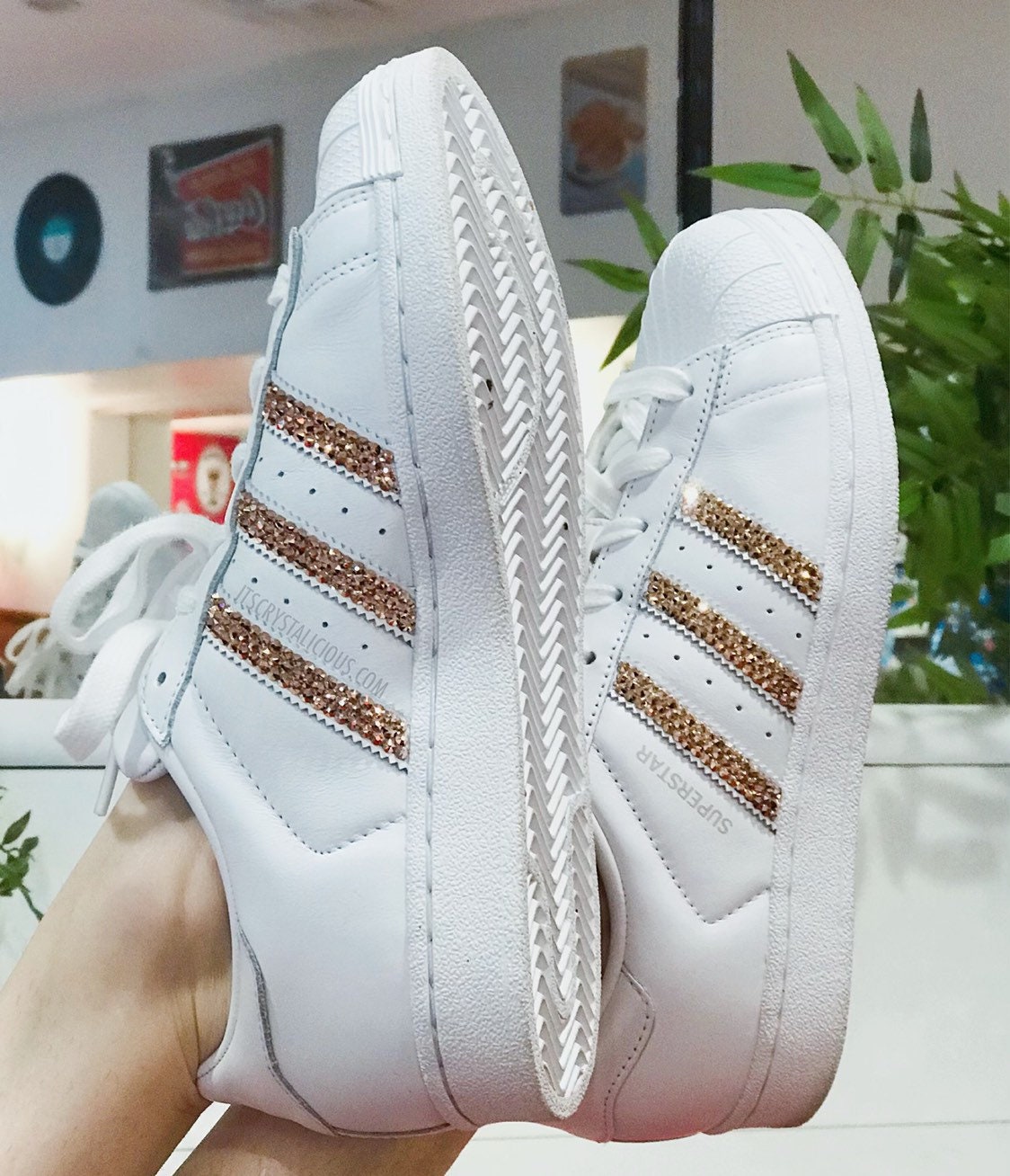 medianoche traición A veces Zapatillas Bling Adidas Superstar genuinas adornadas con - Etsy España