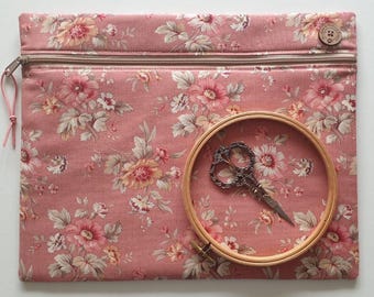 French General Joie de Vivre project bag, W14"xH11". Handmade, softly padded storage pouch for needlework, cross-stitch WIPs. Clay pink.