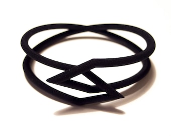 Interlocking Triangles Bracelet