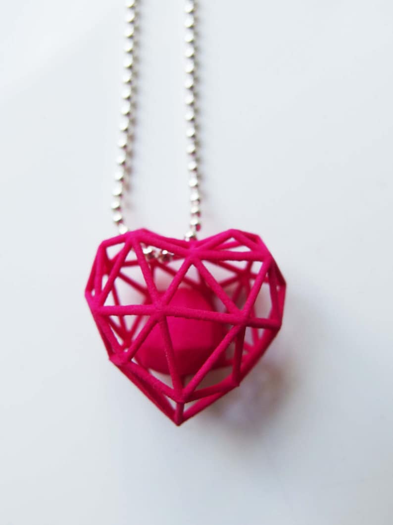 3D printed wireframe heart necklace Red image 3