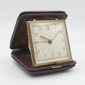 Rensie clock company store