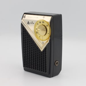 アンティーク　Vintage　ポケットトランジスターラジオ　海外製　9V形乾電池 アンティーク Vintage ポケットトランジスターラジオ 海外製 9V