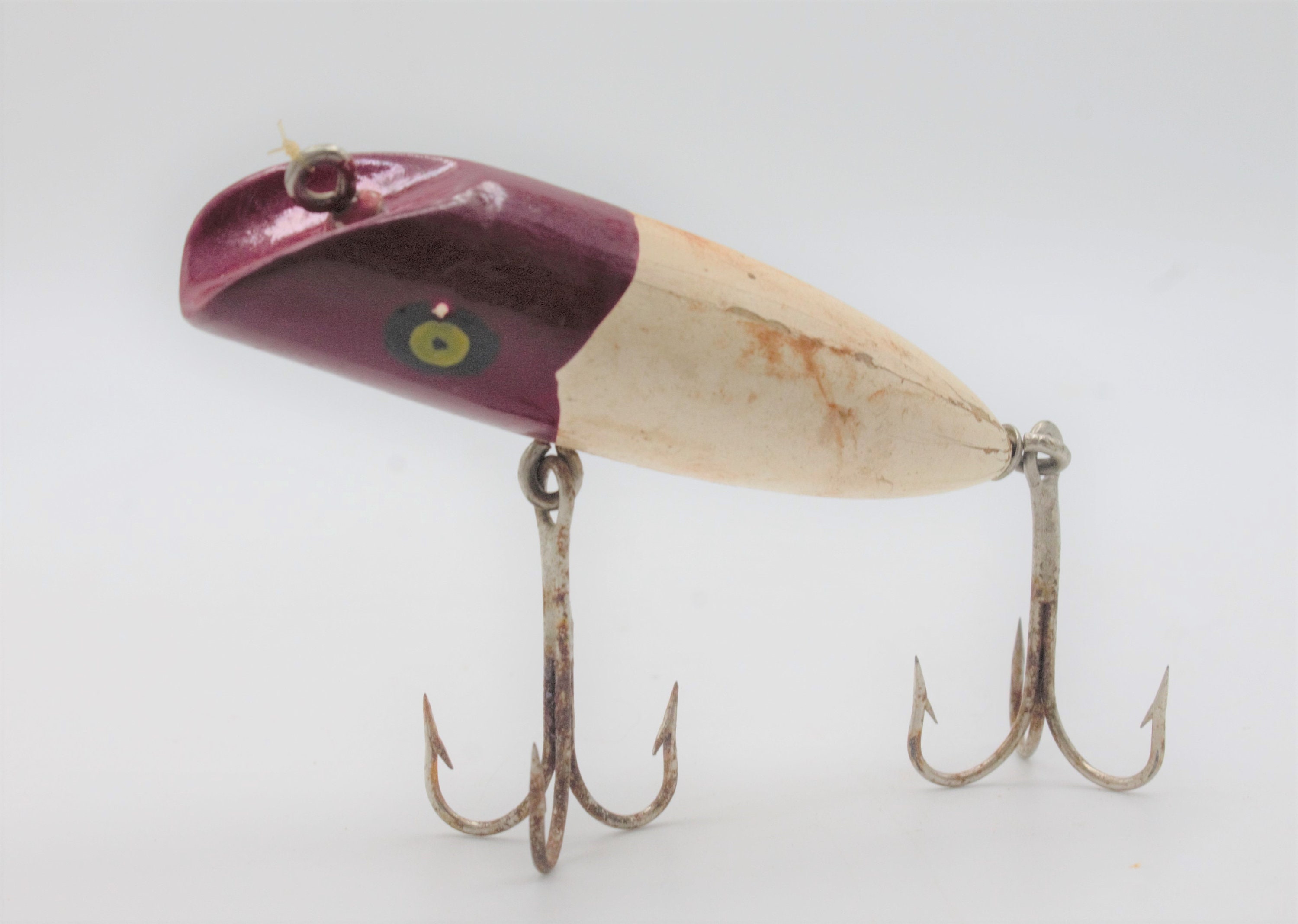 Vintage 1950's wooden hand painted fishing lure red and white yellow eyes  carved solid wood two treble hook