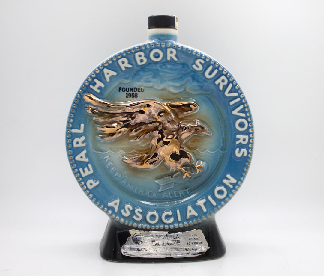 Vintage 1970s Decanter Pearl Harbor Survivors Association Golden